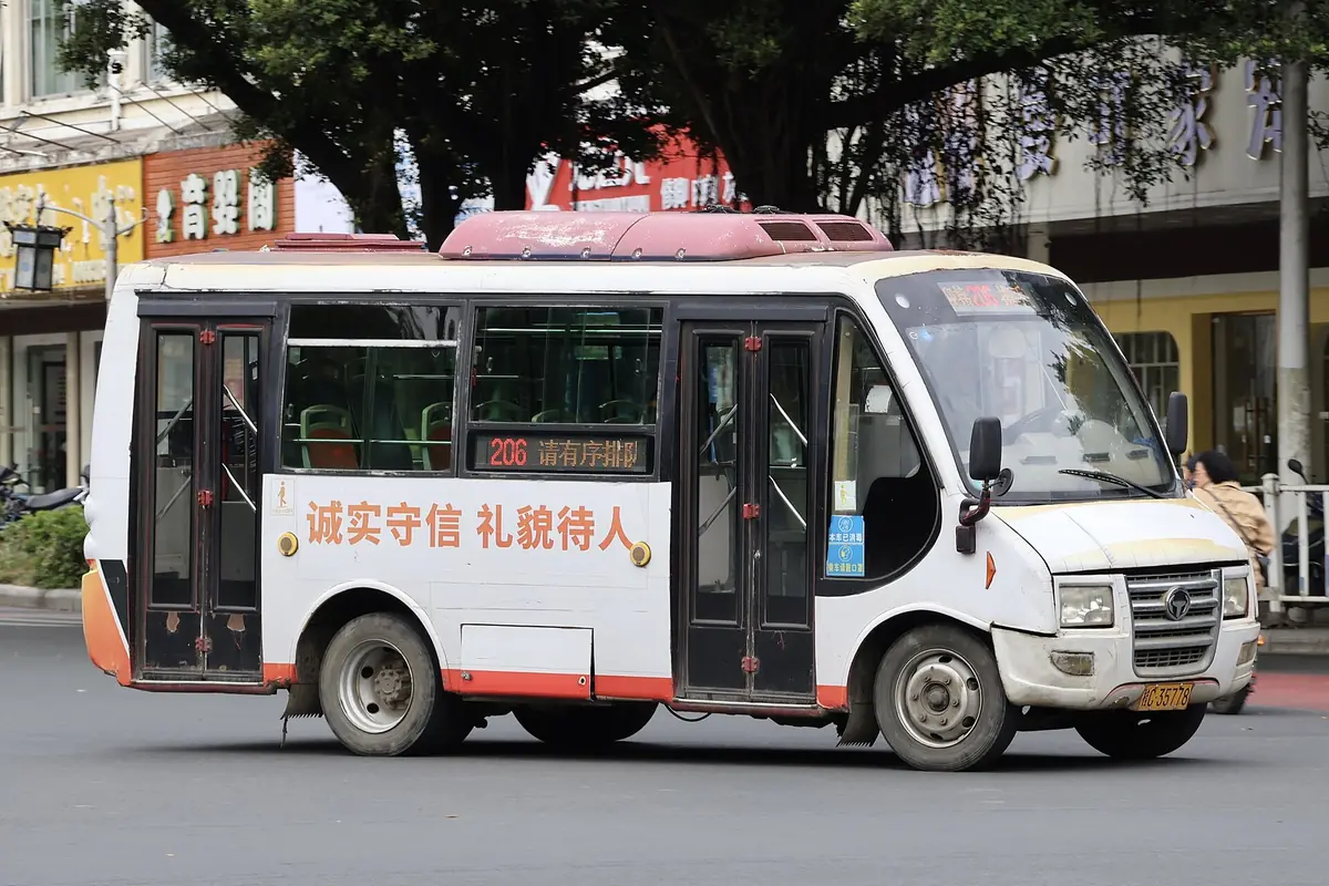 Public bus operating in Guilin