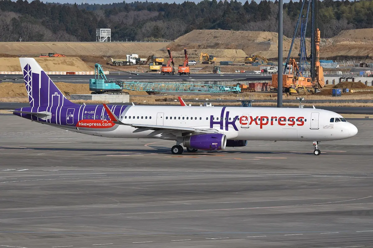 Airbus A321-231 ‘B-LEE’ Hong Kong Express