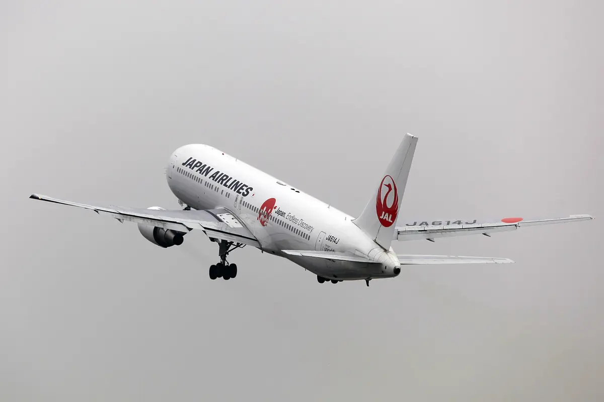 JA614J | Japan Airlines | Boeing 767-346(ER) | Dalian Zhoushuizi International Airport [DLC]