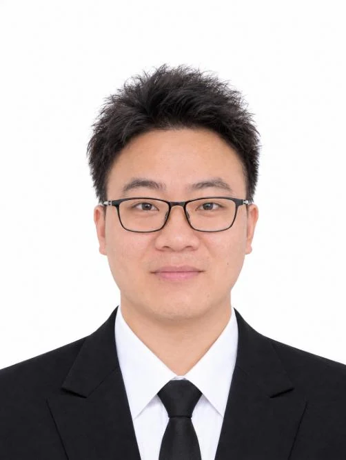 Xiaojun, Vayora tour guide